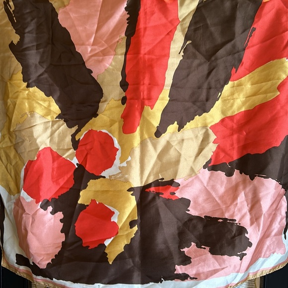 Vintage Abstract Contemporary & Colorful 27” Square Head & Neck Scarf. - Picture 2 of 8